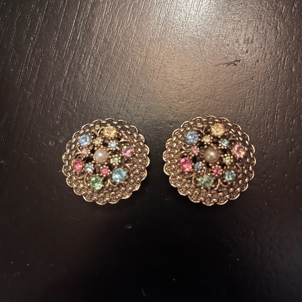 Vintage gold tone Multicolor Stud Clip Earrings